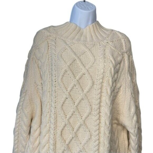 Hyacinth House NEW Cream Whistler Chunky Cable Knit Sweater Dress Size M - Picture 3 of 6